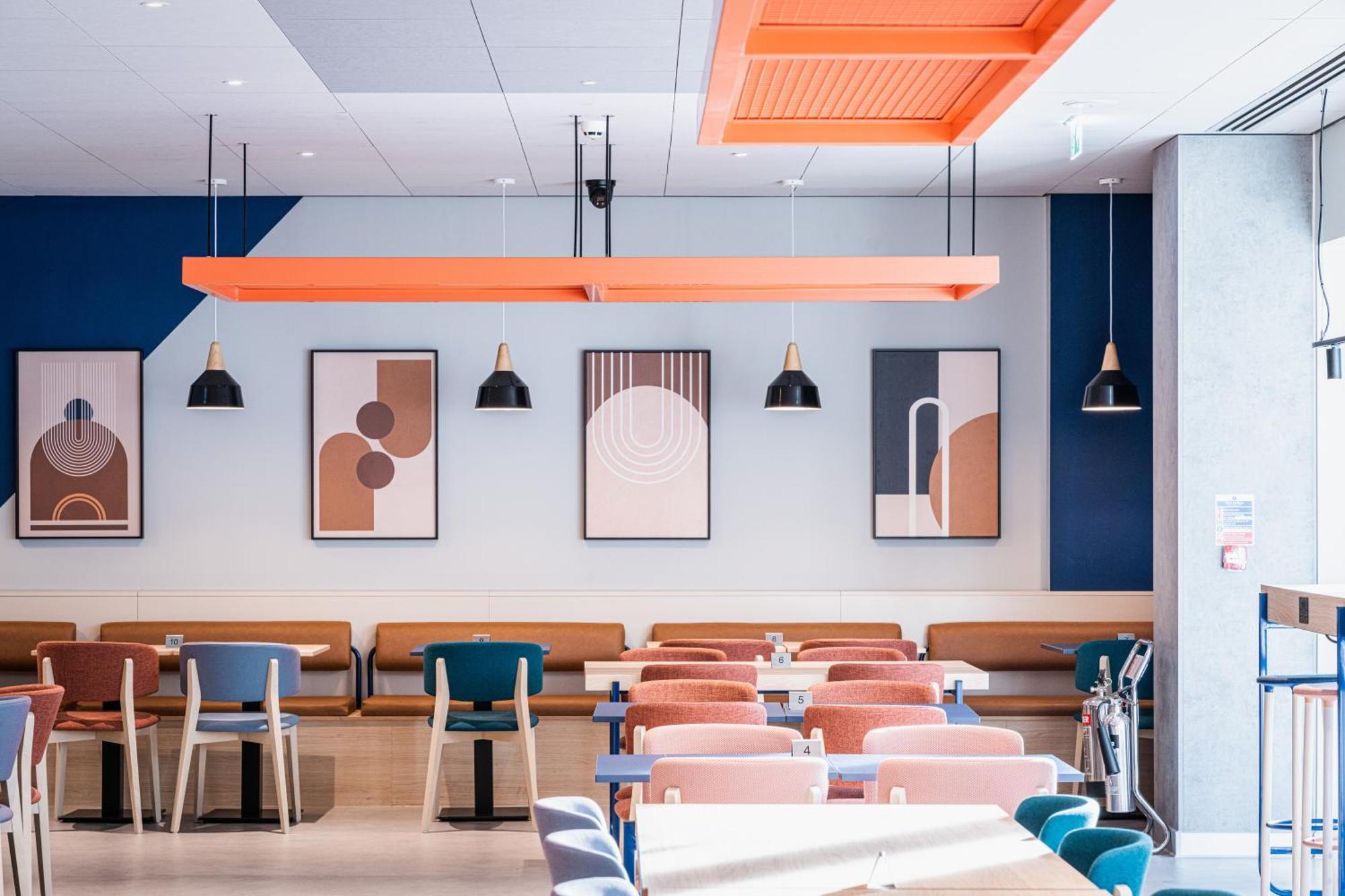 Ibis Budget Manchester Airport T2 Хейл Екстериор снимка