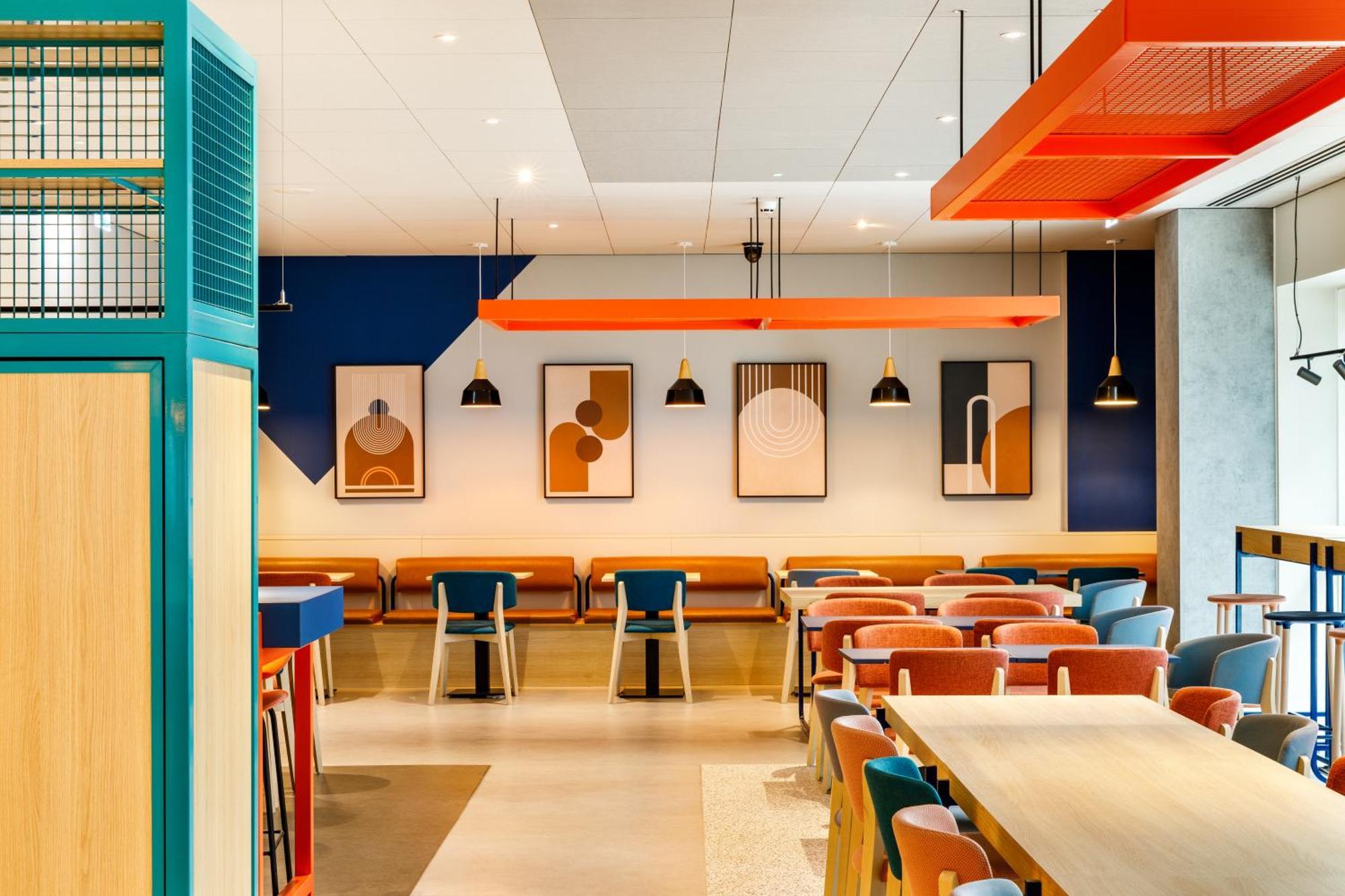 Ibis Budget Manchester Airport T2 Хейл Екстериор снимка